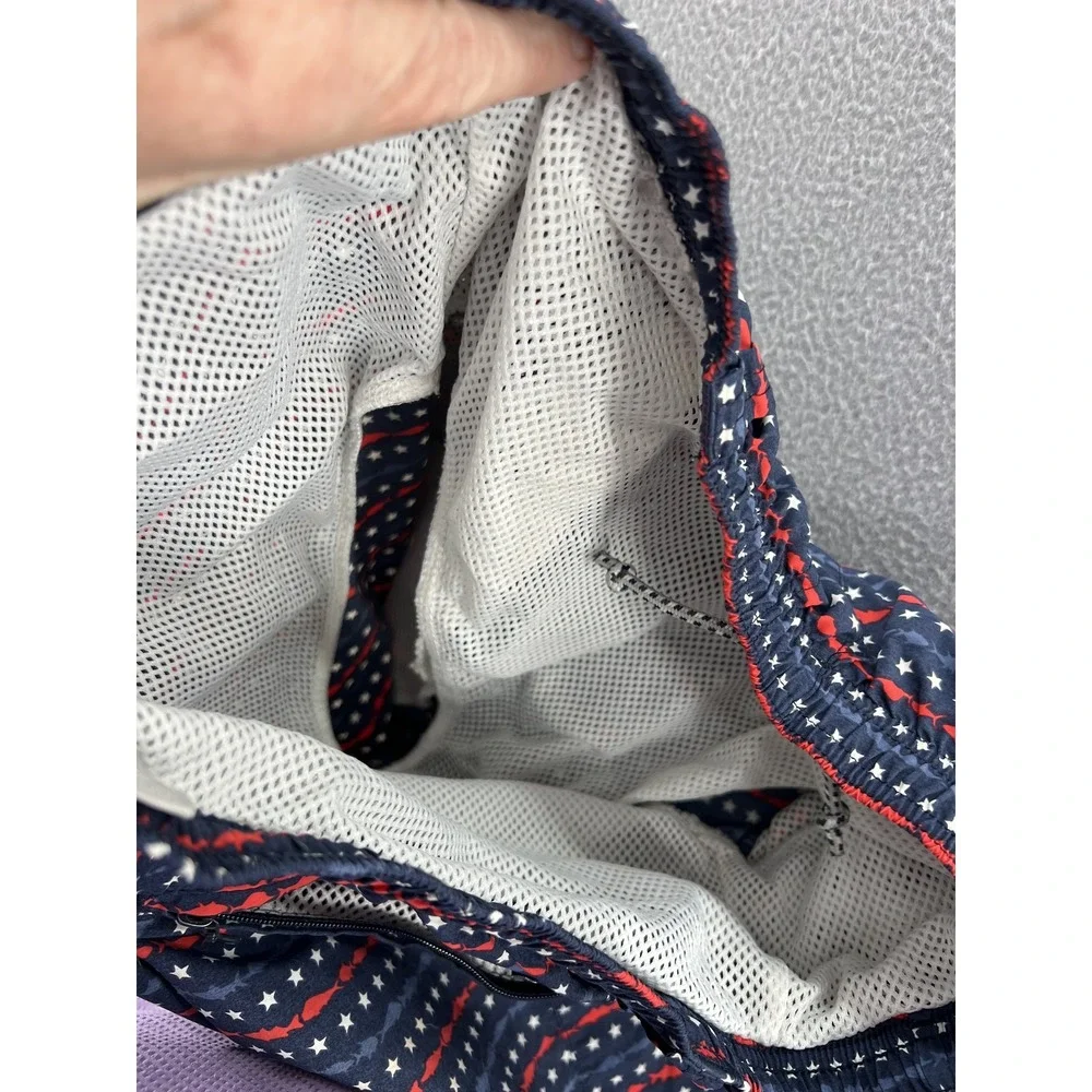 Columbia PFG Omni-Shade Swim Trunks Mens Sz M Navy Blue Stars Fish Americana 6in